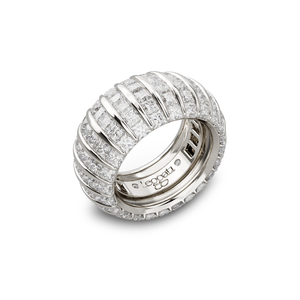 Princess Escape Diamonds Wedding Ring